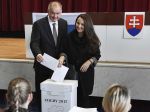 Prezident odovzdal svoj hlas doma v Poprade v spoločnosti manželky