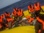 Do Grécka smeruje opäť viac migrantov cez Egejské more