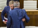 Ficovo mlčanie ohľadne výsledku volieb považuje Richter za prirodzené
