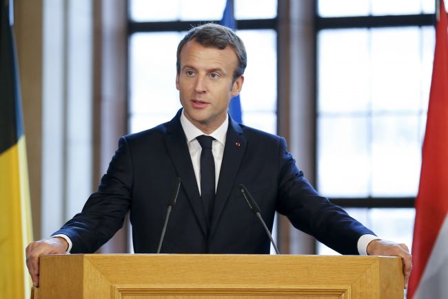 Macron: Boj proti Islamskému štátu bude trvať ešte roky