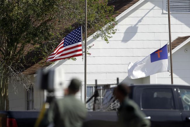 USA: Texaský kostol, kde bolo zastrelených 20 ľudí, možno zbúrajú