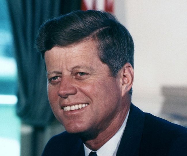 V USA zverejnili ďalších 13.200 dokumentov o vražde Kennedyho