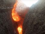 Video: Kameru zhltla láva:Takto by vyzeral váš posledný pohľad, keby ste vpadli do vulkánu