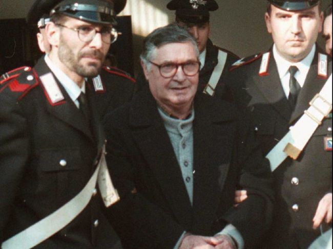 Vo väzení skonal bývalý šéf sicílskej mafie Salvatore "Toto" Riina