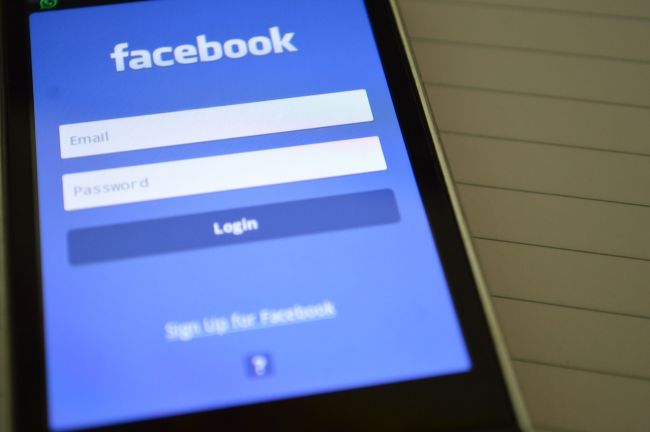 Facebook ukáže užívateľom, či sledovali ruskú propagandu