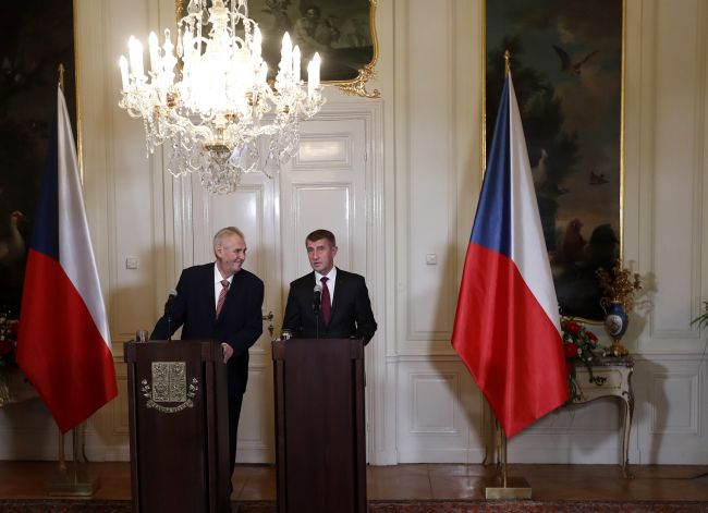 Babiš bude premiérom ČR na Mikuláša, o týždeň vymenuje Zeman aj jeho kabinet