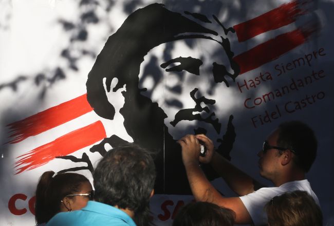 Kuba si pripomenie výročie Castrovej smrti a chystá sa na komunálne voľby