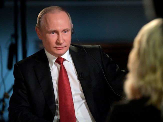 Putin podpísal zákon o registrácii médií ako tzv. zahraničných agentov