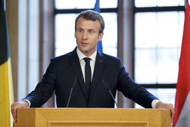 Macron vyzval na evakuáciu ohrozených migrantov z Líbye