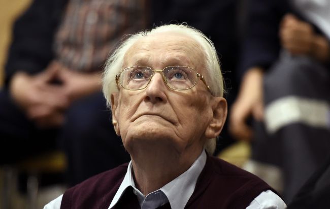 Bývalý dozorca z tábora Auschwitz je spôsobilý na výkon trestu