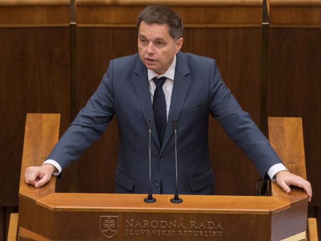 Kažimír: Nemôžete ma kritizovať za deficit a žiadať ďalšie milióny navyše