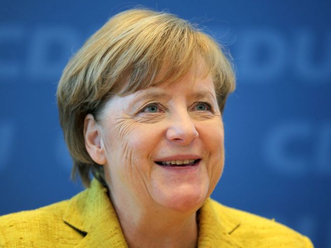 Merkelovej udelia ocenenie za zmierovacie úsilie v Európe
