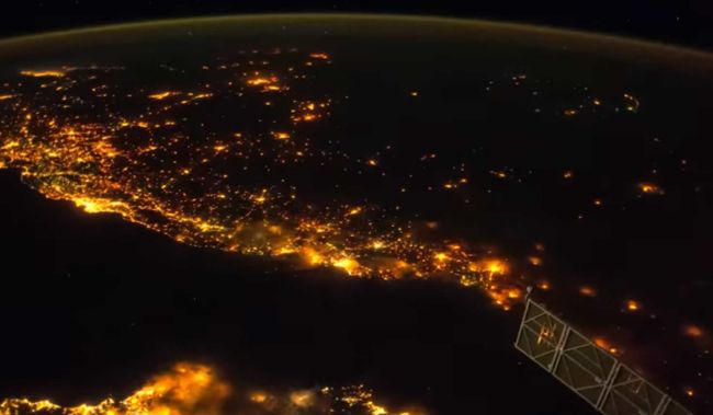 Video: Pohľad na nočnú Európu z vesmíru vás zhypnotizuje