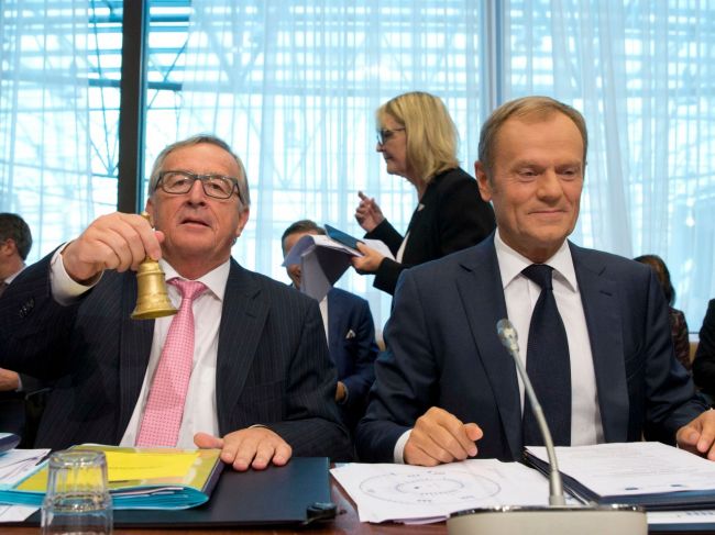 Tusk aj Juncker podporili nového rakúskeho kancelára Sebastiana Kurza