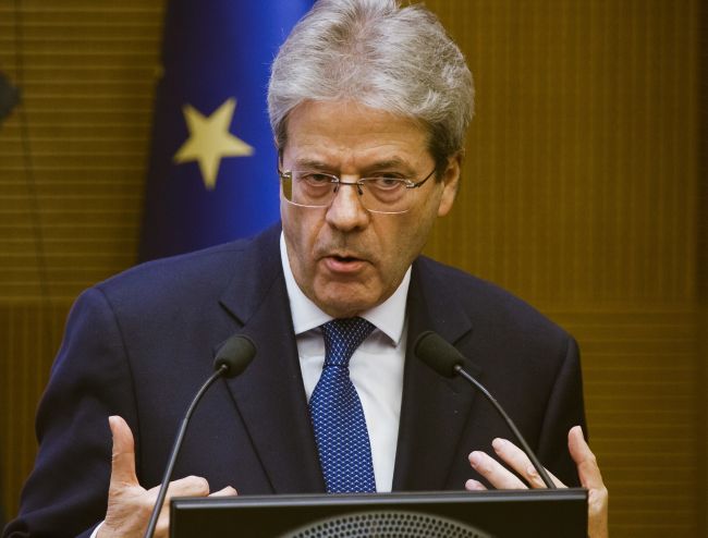 Taliansky prezident rozpustil parlament pred voľbami 2018