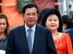 Líder opozície musí zaplatiť milión dolárov za ohováranie premiéra Kambodže
