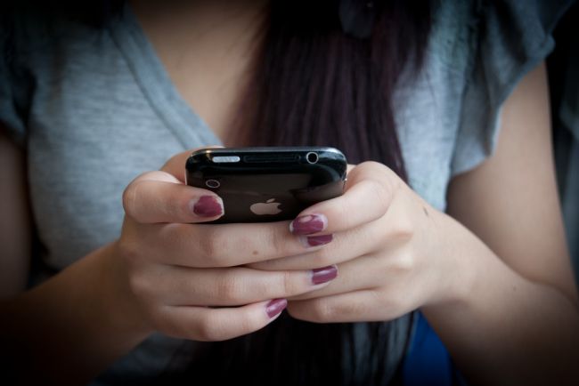 Požiadať o pomoc na čísle 112 sa bude dať aj prostredníctvom SMS
