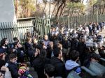 Protesty v Iráne majú už 20 obetí, zahynulo aj dieťa