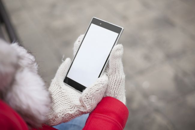 Prečo sa nám v zime rýchlejšie vybíja mobil?