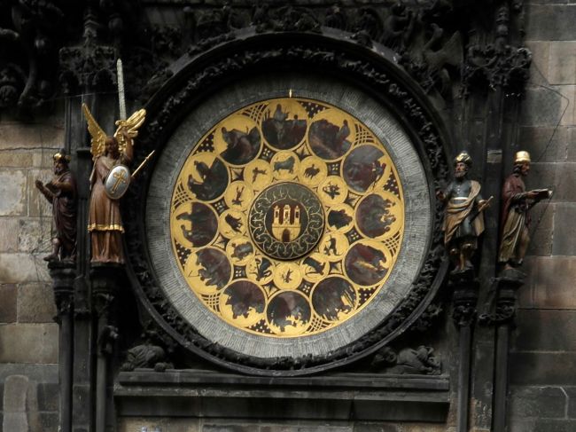 Pražský orloj sa zastavil, čaká ho rekonštrukcia
