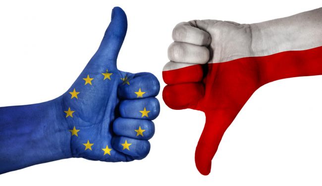 Tusk varoval pred rizikom "polexitu", odchodu Poľska z EÚ