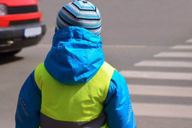 Vodiči zrazili na priechode pre chodcov tri deti