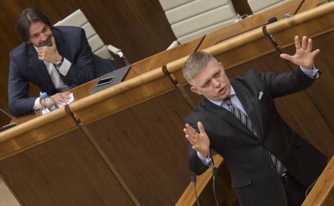 Fico: Nemám dôvod odvolať Kaliňáka, je to mediálne lovená zver