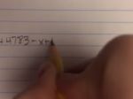 Video: Znudená dievčina pomocou ceruzky zahrala legendárnu znelku Hviezdnych vojen