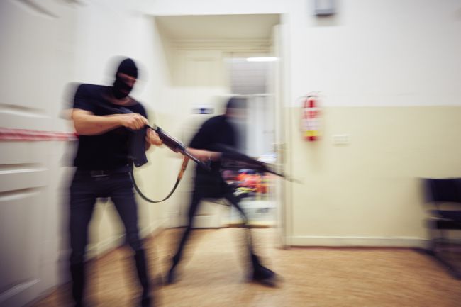 Počas vyučovania zaútočili na školu v ruskom Perme: Minimálne 10 detí bolo zranených