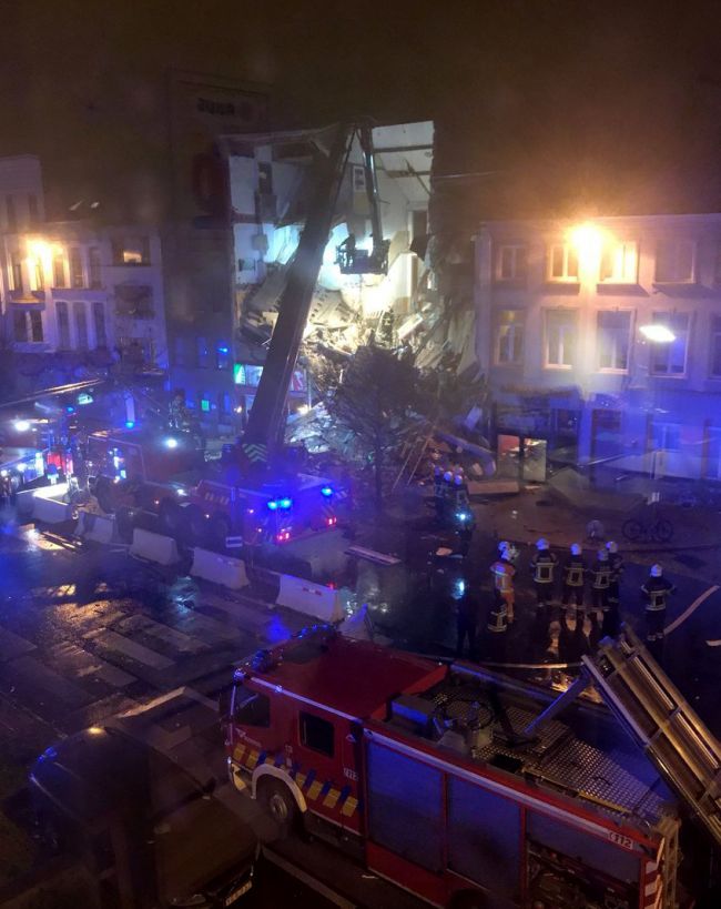 Pri výbuchu v Antverpách sa zrútila budova: Dvaja mŕtvi, zranených je 14 ľudí
