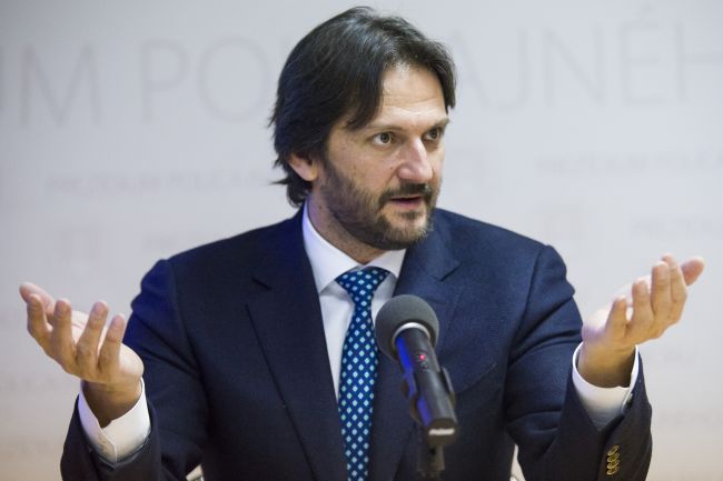 Kaliňák bude vo veci vydania Ľuboša Kosíka intervenovať u kolegov v EÚ