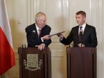Český prezident Zeman prijme demisiu Babišovej vlády budúcu stredu