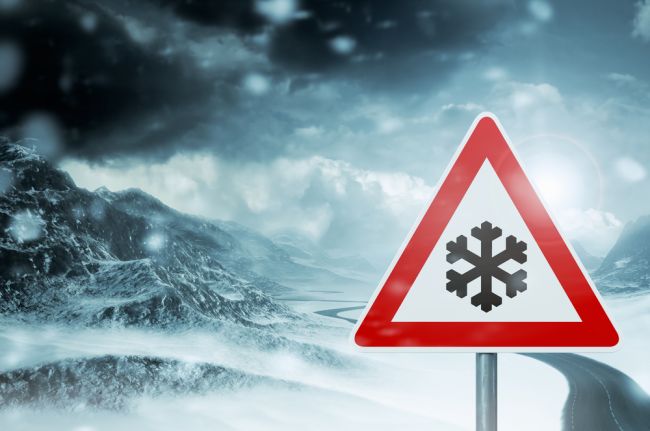 Meteorológovia vydali výstrahu pred snežením, niekde môže napadnúť až 15 cm snehu