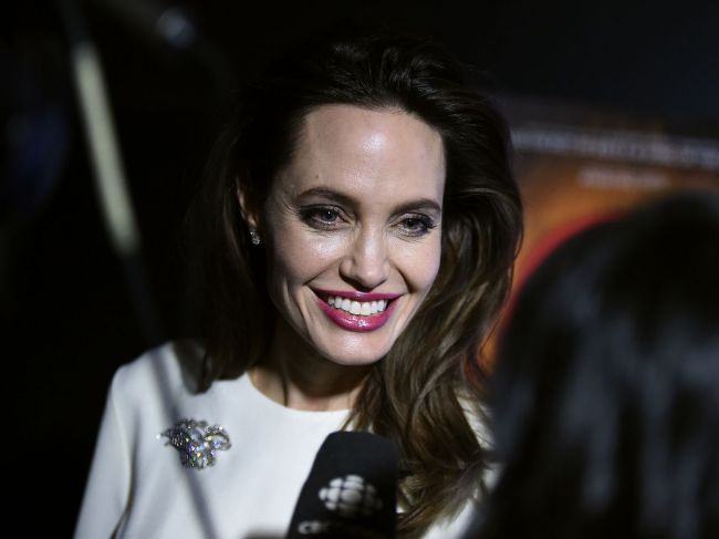 Angelina Jolieová vyzvala na ukončenie sýrskej vojny. Stretla sa s utečencami