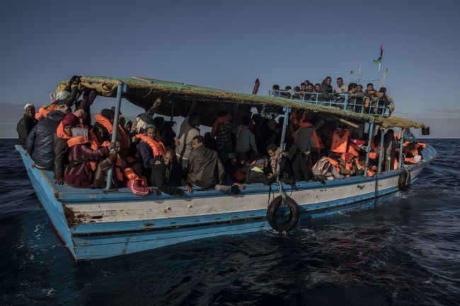 Pri líbyjskom pobreží sa zrejme utopilo vyše 90 migrantov z Pakistanu
