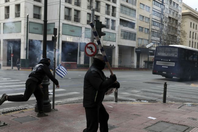 V Aténach demonštrovali proti použitiu termínu Macedónsko v názve inej krajiny