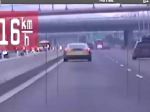 Vodič na diaľnici D1 prekročil rýchlosť o 126 km/h. Akú pokutu mu vyrúbili?