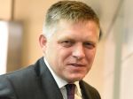 Ficovou hlavnou ambíciou je príprava Smeru na parlamentné voľby