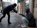 Belgická polícia zadržala 10 bezdomovcov, aby ich chránila pred mrazivým počasím