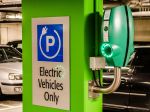 Pri elektromobiloch prestáva byť problém cena