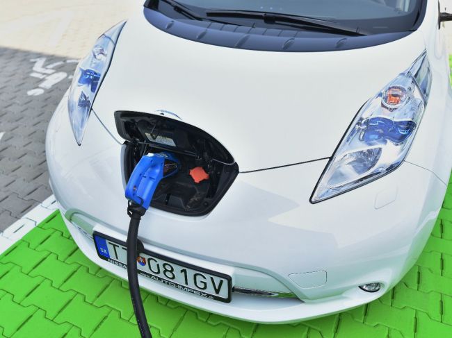 Elektrické autá majú pozitívny vplyv na kvalitu života obyvateľov