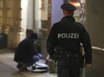 Po dvoch útokoch nožom vo Viedni sú štyri osoby v ohrození života