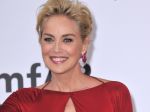 Americká herečka Sharon Stone má okrúhle narodeniny