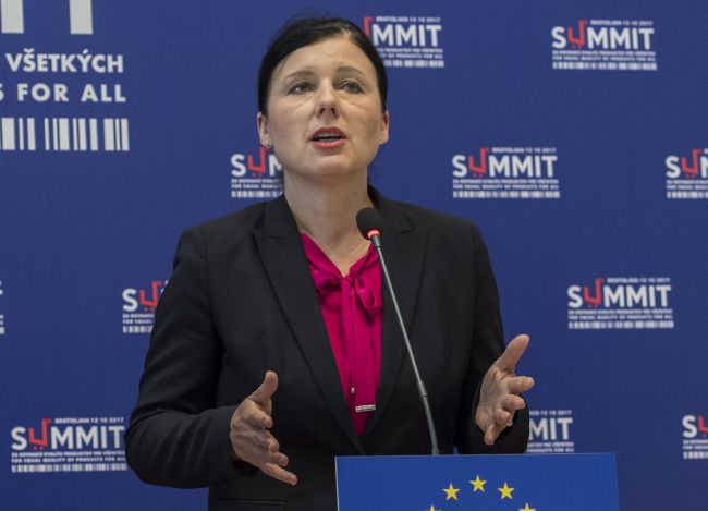 Jourová: Vraždu Kuciaka by mohla riešiť vznikajúca Európska prokuratúra