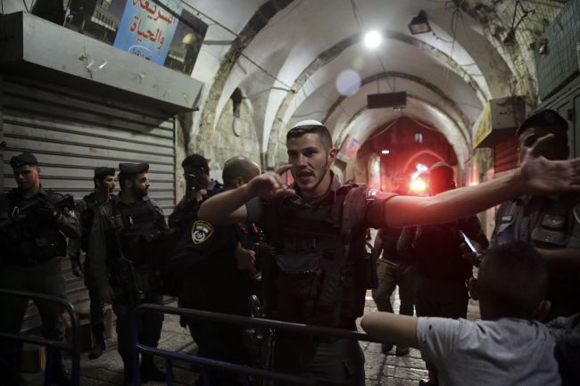 Izraelská polícia zastrelila v Jeruzaleme palestínskeho útočníka