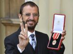 Ringo Starr bol povýšený do rytierskeho stavu