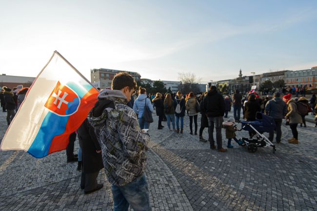 Pred parlamentom bude demonštrácia proti vysloveniu dôvery vláde