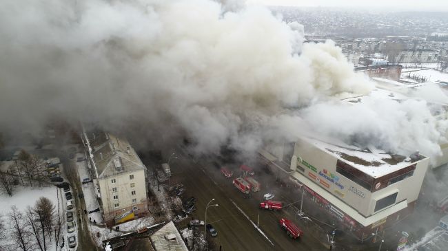 Požiar v nákupnom centre v ruskom Kemerove si vyžiadal najmenej 53 obetí