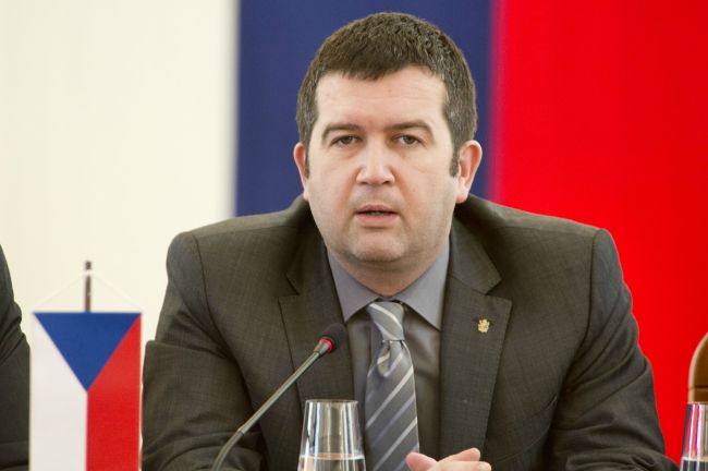 Predseda ČSSD Hamáček navrhne Babišovi, aby odišiel z vlády