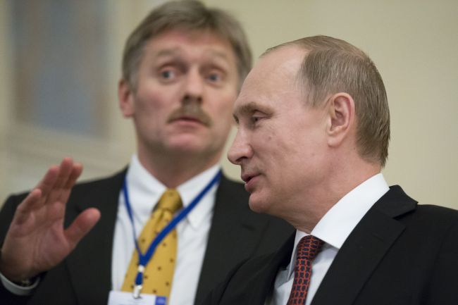 Peskov: Odveta za vyhostenie diplomatov príde čoskoro a v súlade so záujmami RF
